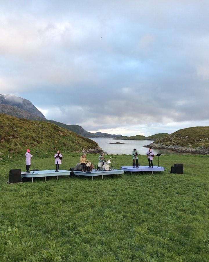 at Nusvær